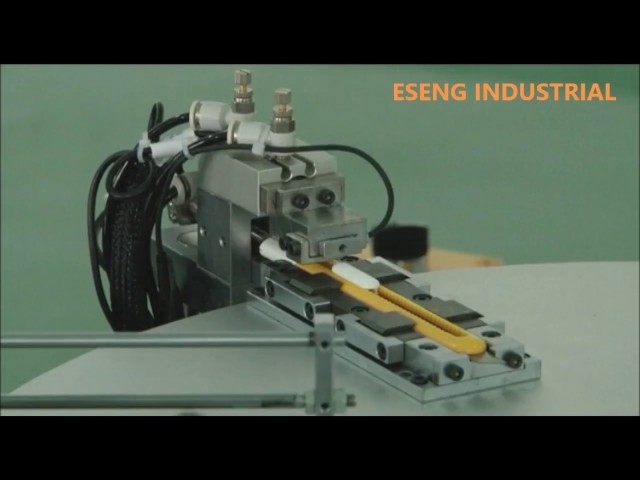 PAPER CUTTER ASSEMBLY MACHINE